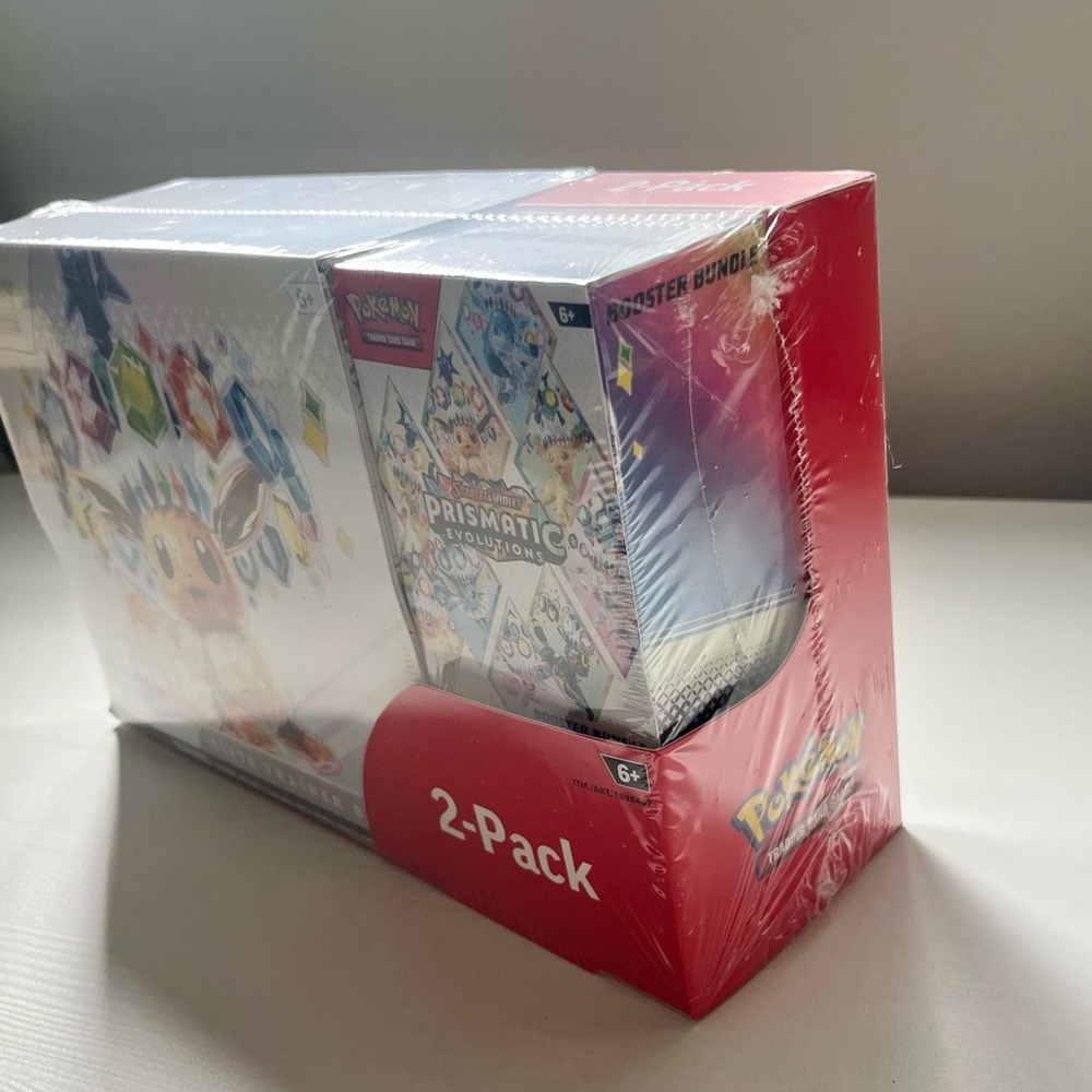 Pokémon Scarlet & Violet Prismatic Evolutions Elite Trainer Box Costco Bundle - Picture 4 of 5